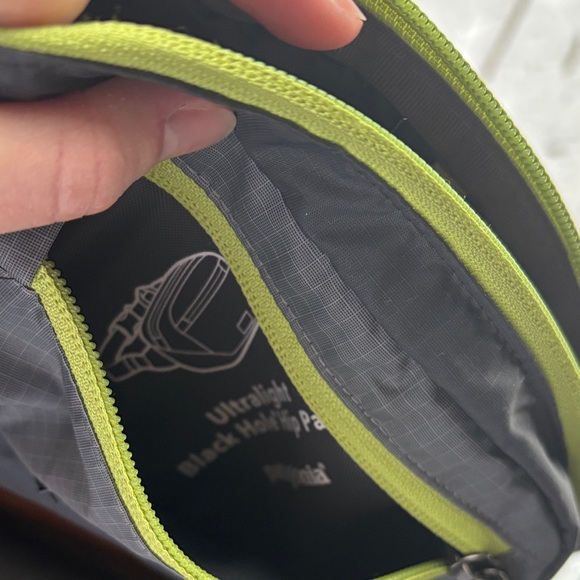 Patagonia Charcoal Belt Bag with Lime Accents - Picture 4 of 5